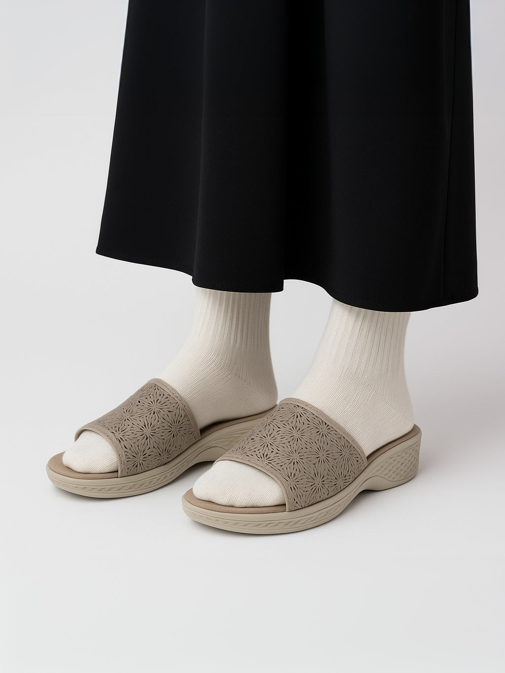 BALLERI – Sandale Médicale Femme à Motifs Géométriques – L’Art du Détail au Service du Confort