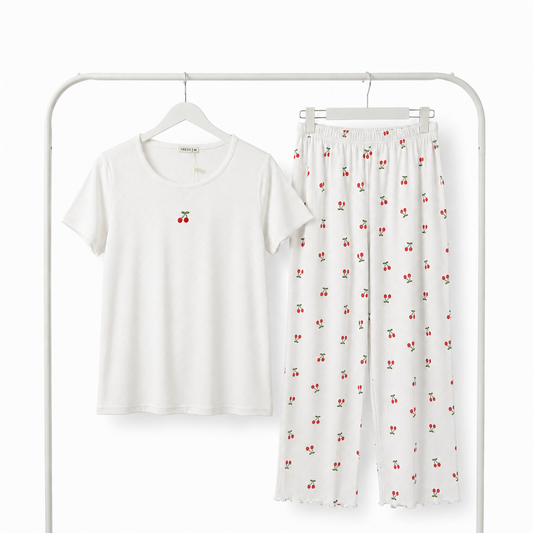 Pyjama femme blanc cassé cerises Maroc