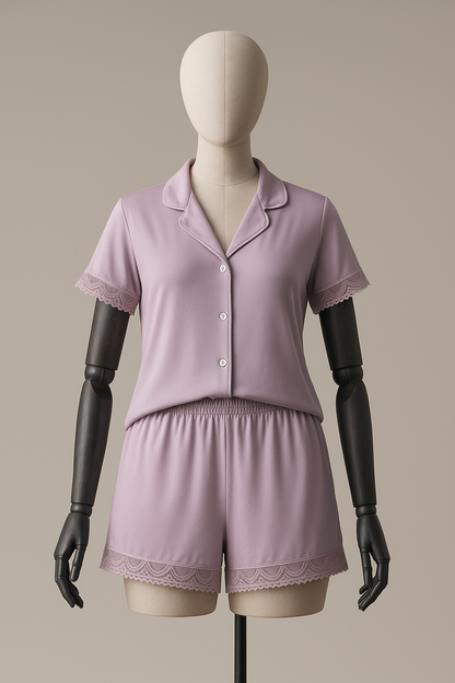 Pyjama Femme Satin Lilas avec Dentelle – Élégance et Douceur (PG257041)