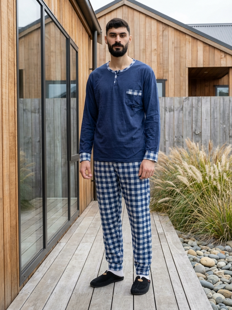 Pyjama Homme Hiver Velours Bleu Roi & Carreaux Grands – Importé d’Espagne - (KF 34)