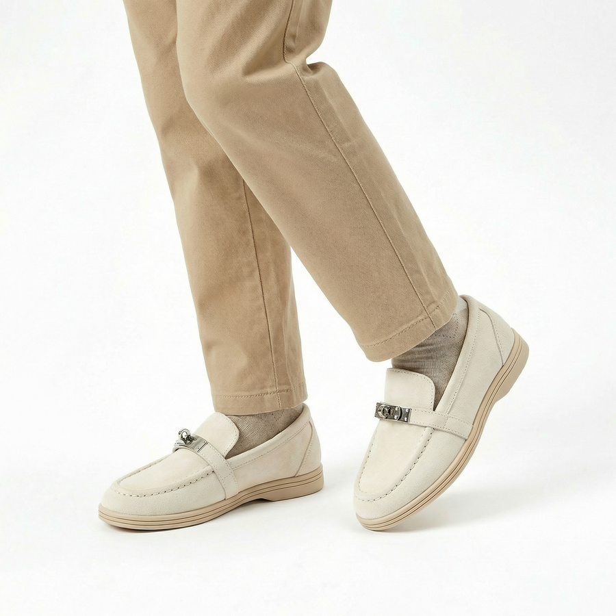 Mocassins enfant beige clair effet suédine