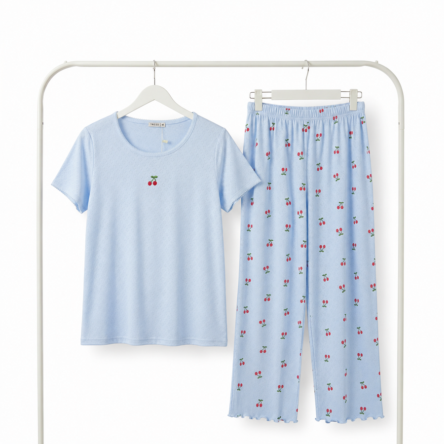 Pyjama Tress Femme Bleu Ciel Cerises – importé d’Espagne 🇪🇸