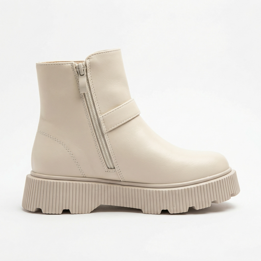 Bottines Fille Ivoire Boucle & Clous Dorés – Importées d’Espagne 🇪🇸