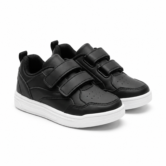 Baskets enfant unisexes à double scratch noires et blanches – vue trois-quarts
