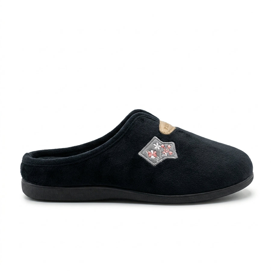 Pantoufles Femme Hiver PANMODA – made in spain 🇪🇸 – Noir Écusson
